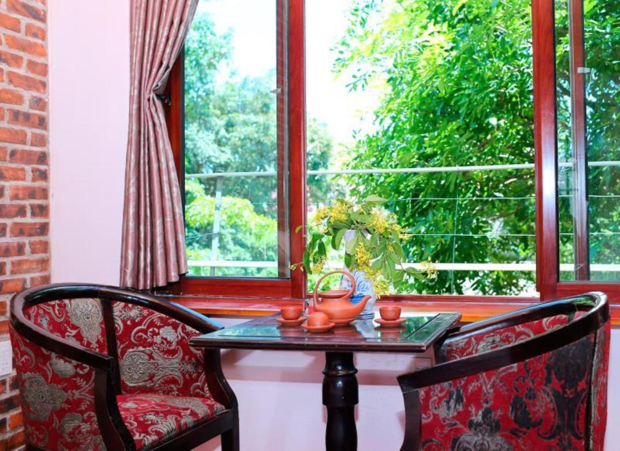Ho Nui Dinh Hotel Ninh Binh Exterior foto